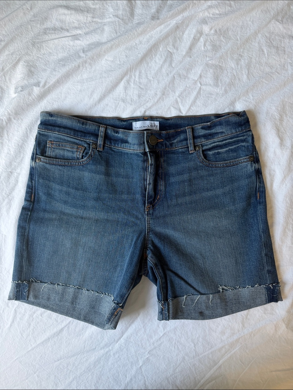 Loft Women’s  Denim Roll-Cuff Shorts SZ 30/10P